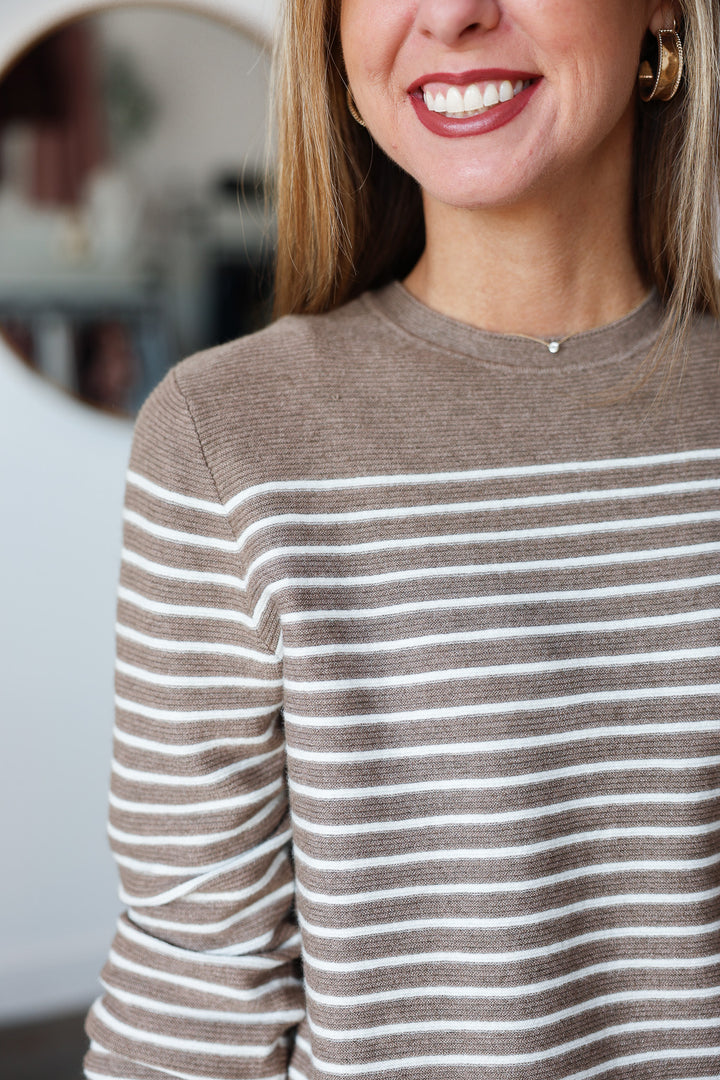 Long Sleeve Knit Sweater - Tan