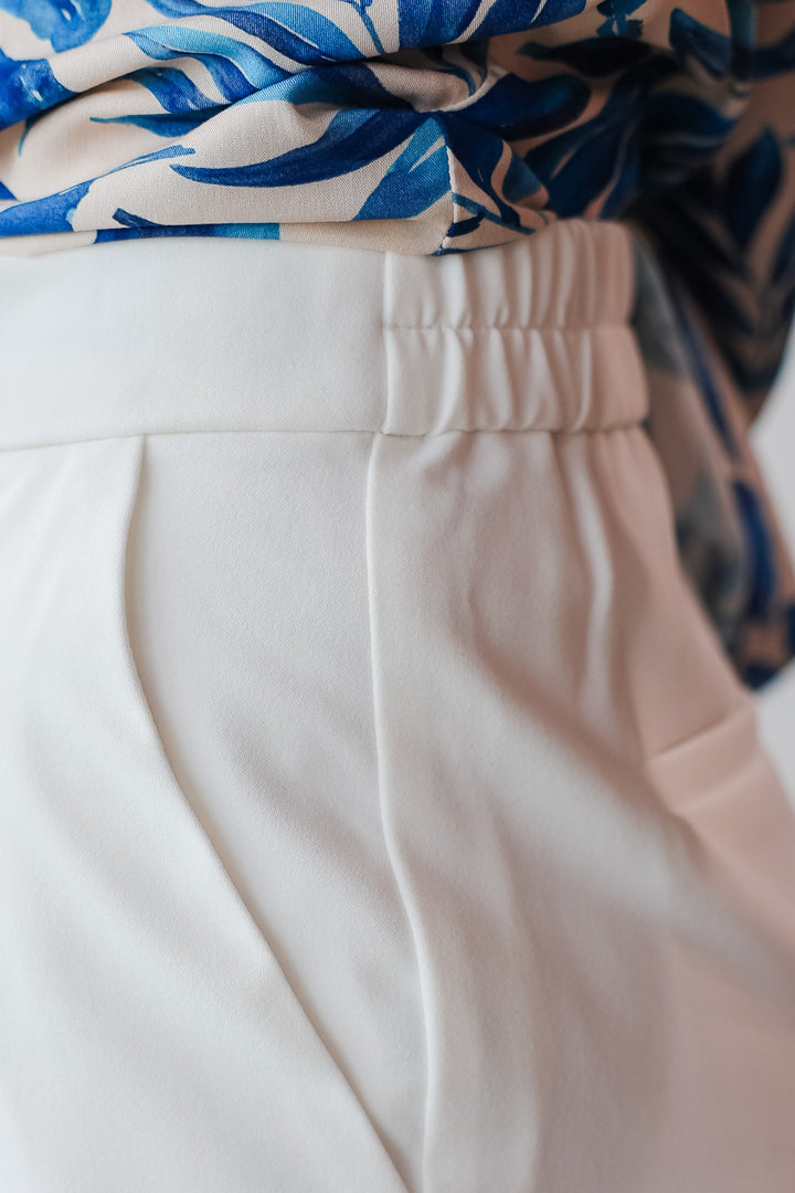 Pleated Shorts - White