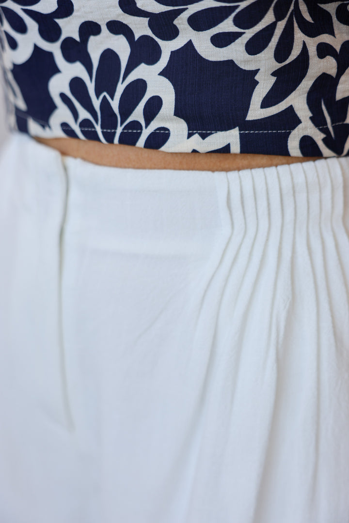 Pintuck Linen Shorts - Off White