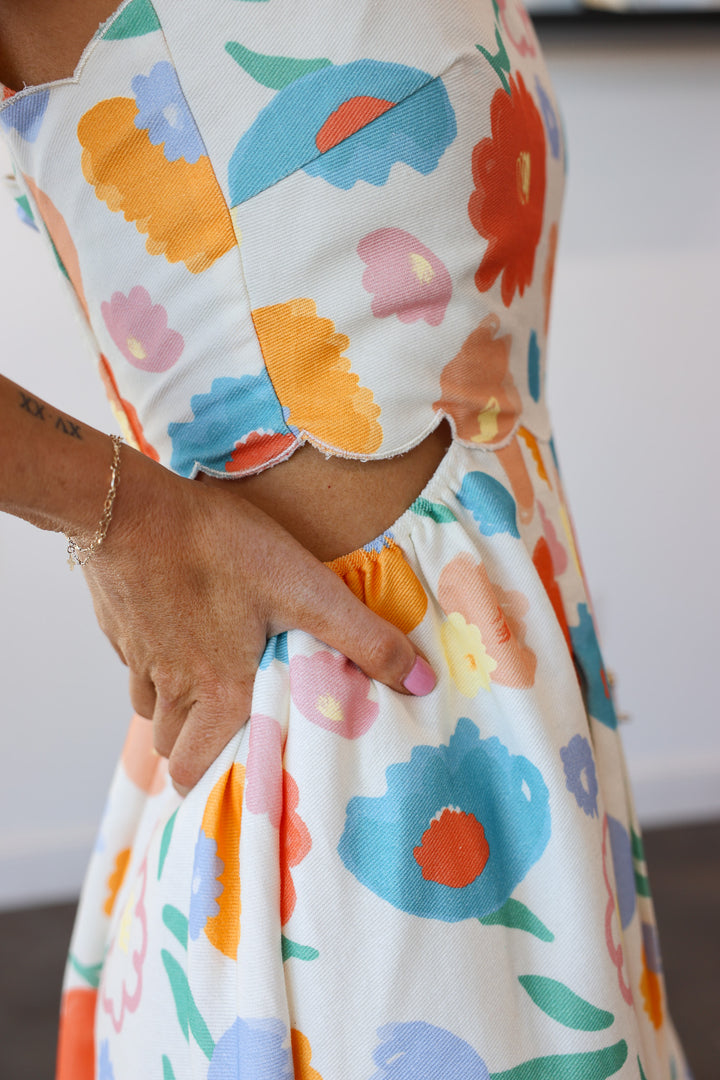 Scalloped Edge Floral Dress