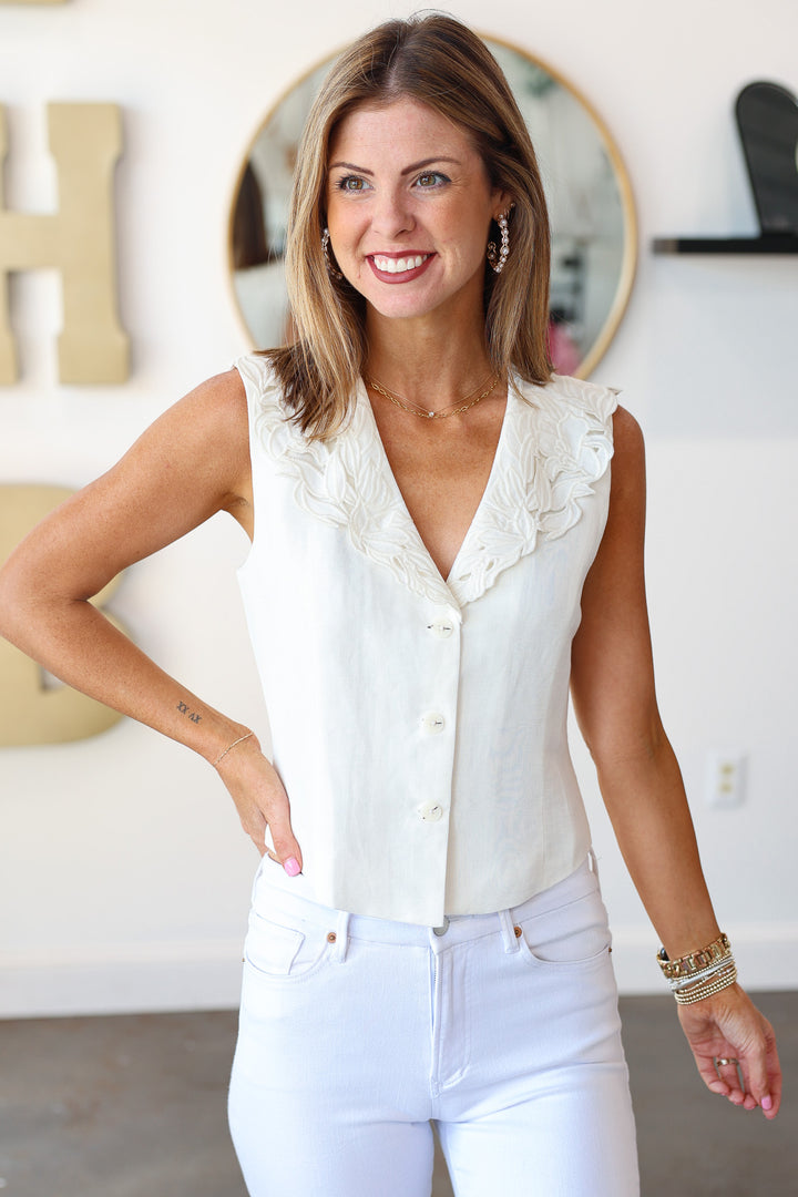 Embroidered Collar Tank - Off White