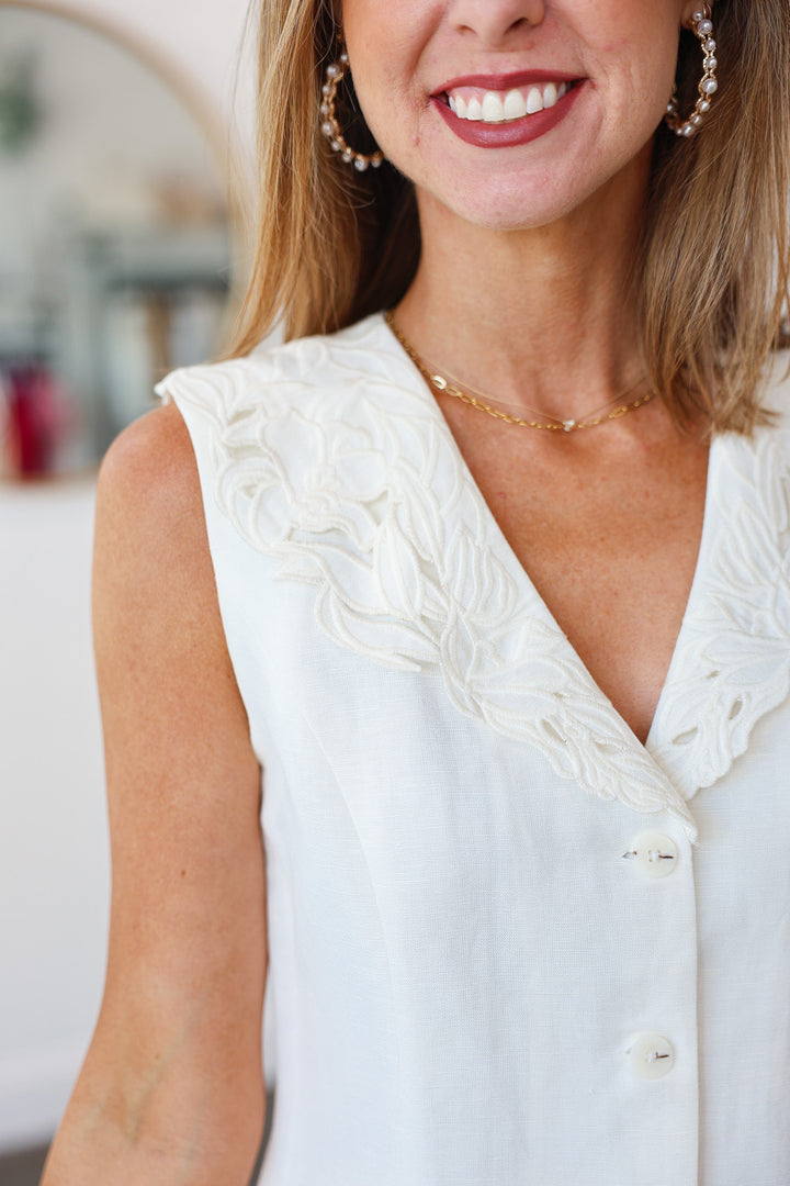 Embroidered Collar Tank - Off White