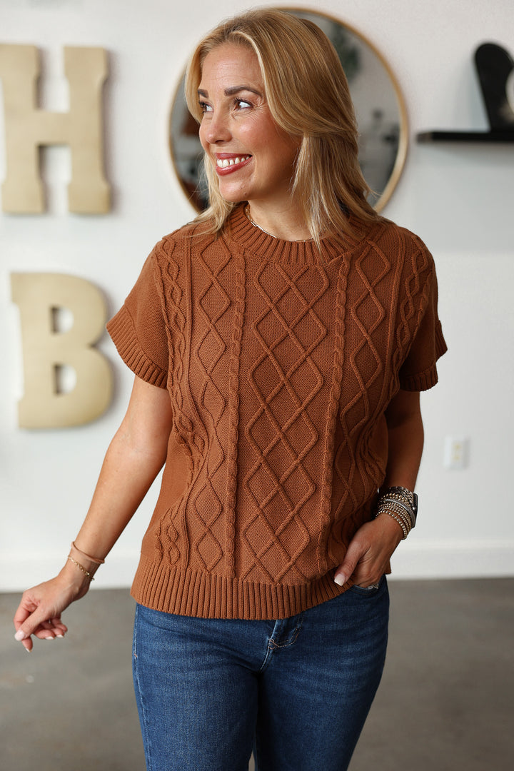 Cable Knit Short Sleeve Sweater - Camel