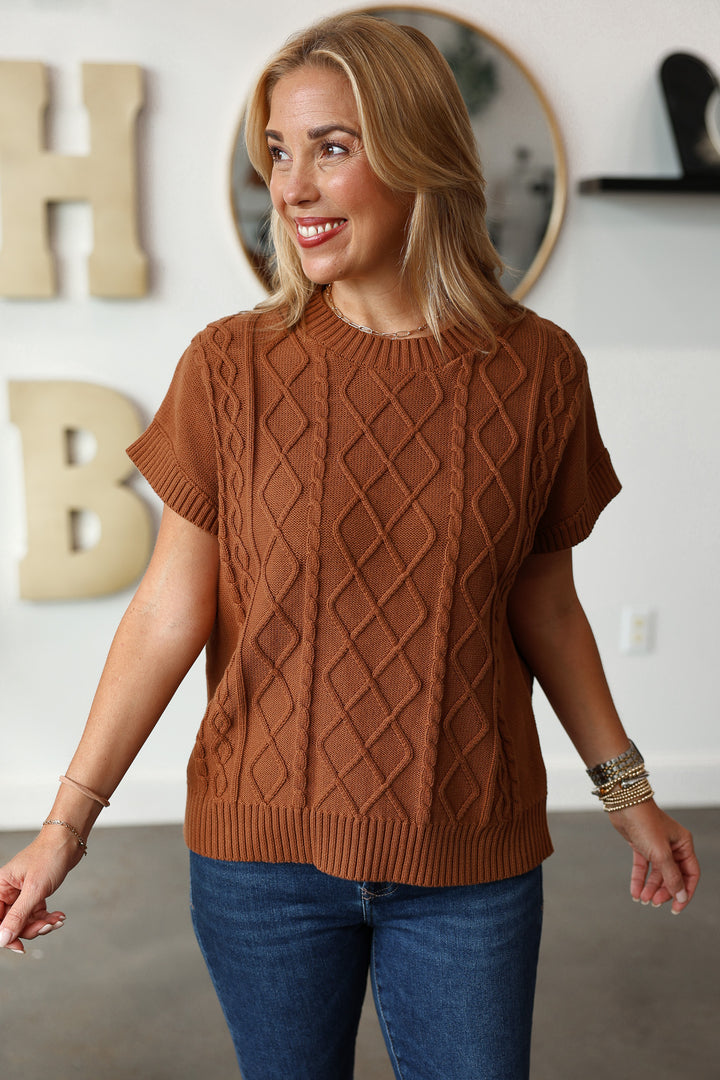 Cable Knit Short Sleeve Sweater - Camel
