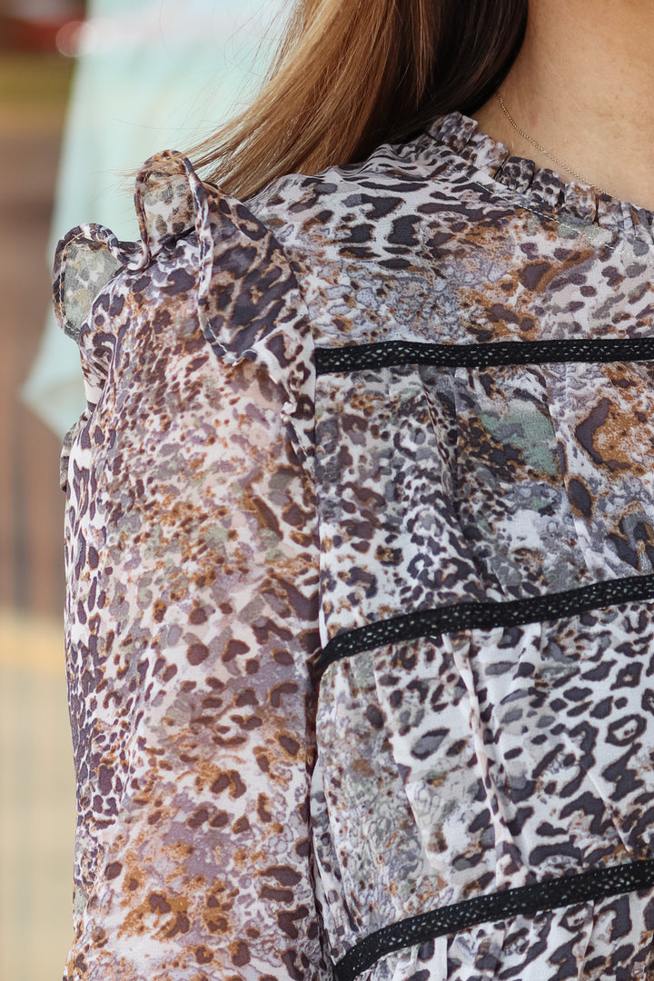 Flowy Printed Blouse