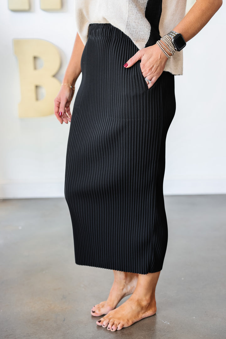 Pleated Midi Skirt - Black