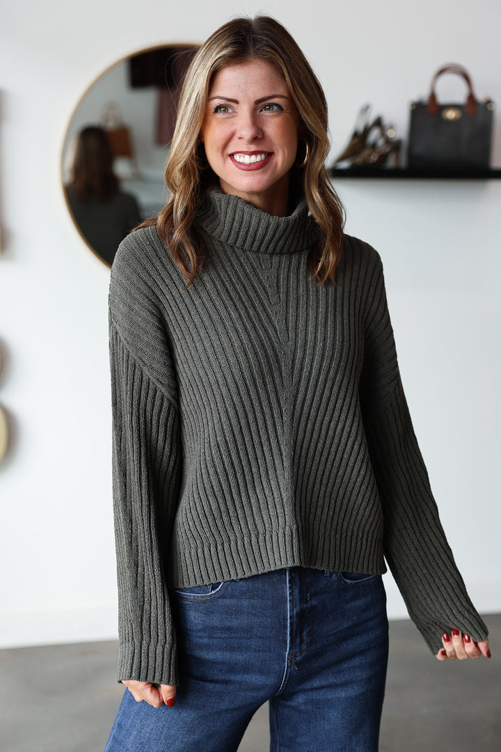 Chunky Turtleneck Sweater - Green