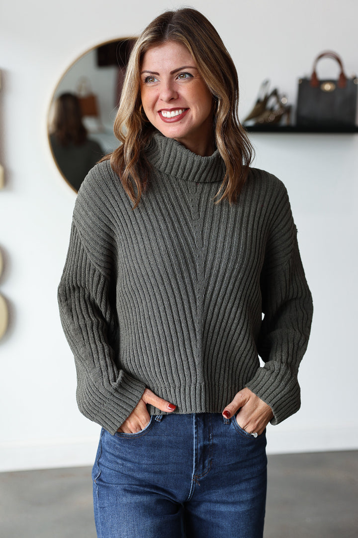 Chunky Turtleneck Sweater - Green