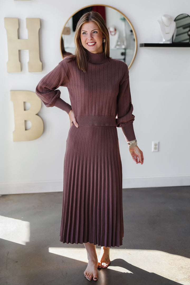 Textured Striped Sweater Set (Skirt) - Brown