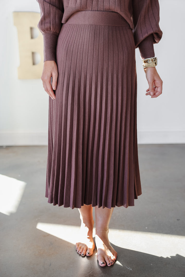 Textured Striped Sweater Set (Skirt) - Brown