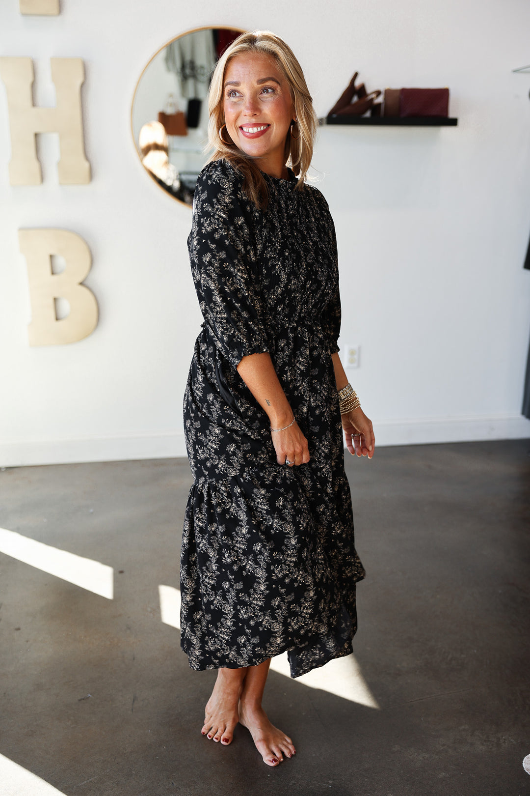 floral smocked midi dress Sail to Sable Falling Floral Smocked Waist Midi Dress Falling Floral PRINT / XXS / F25172
