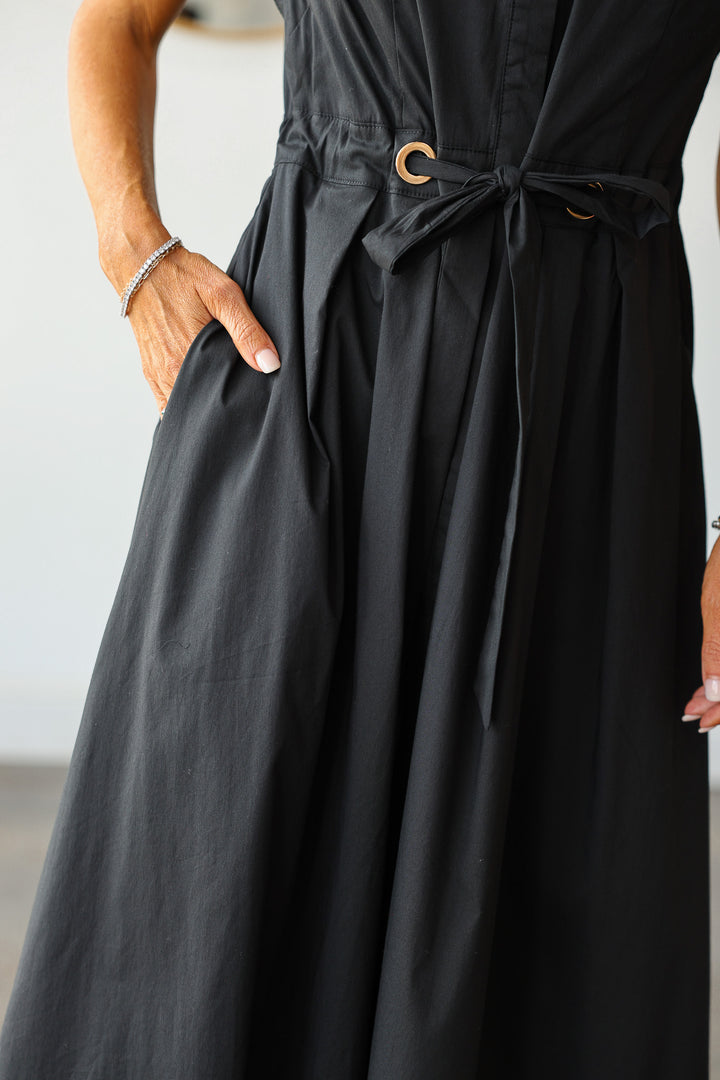 Tie Waist Pleated Dress - Black