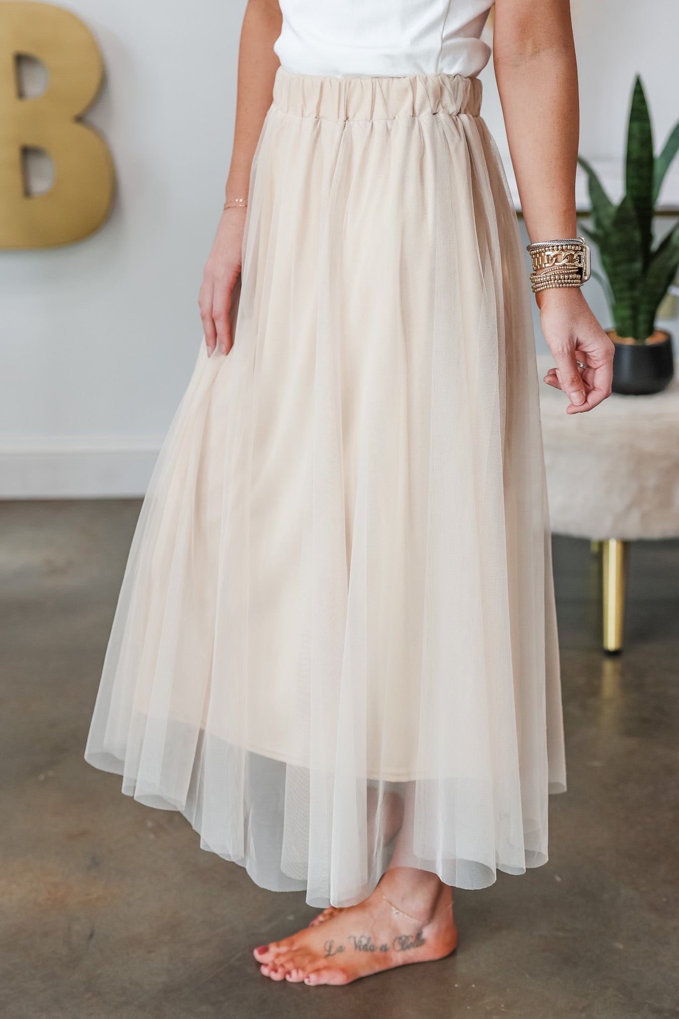 Champagne tulle midi clearance skirt