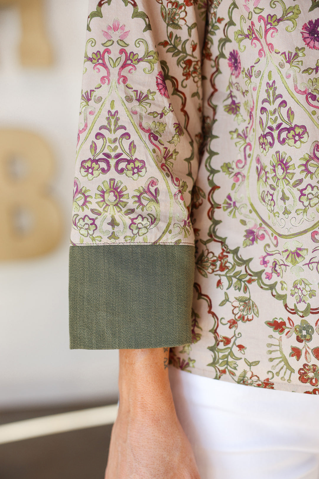 Contrast Trim Pattern Top - Olive