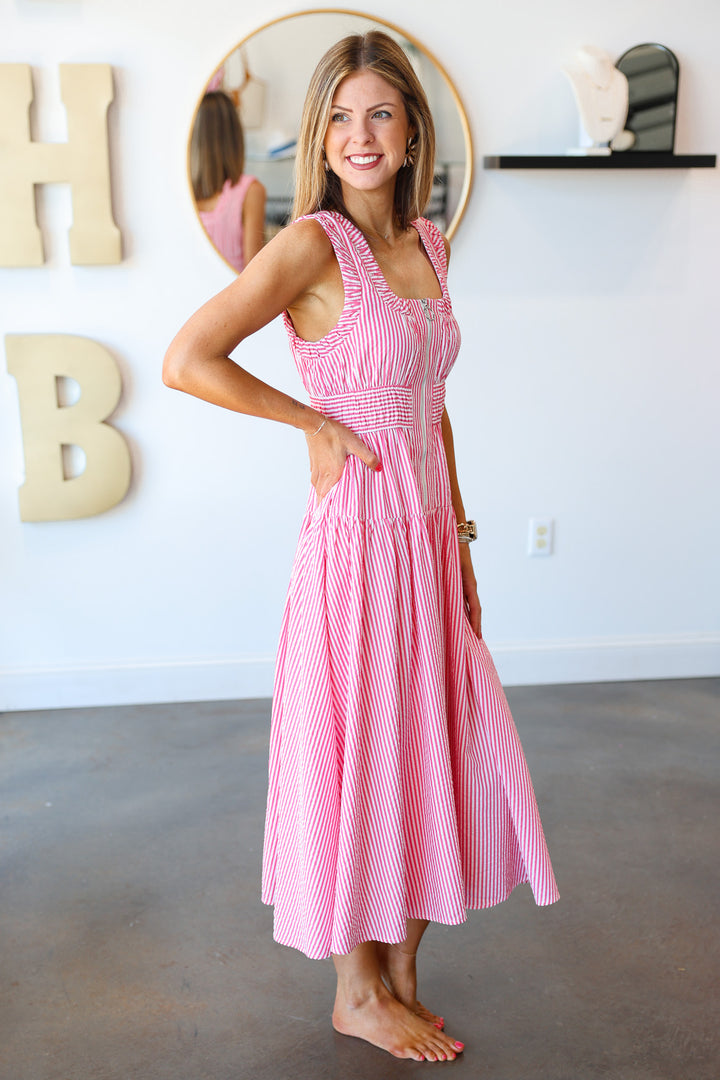 Seersucker Front Zip Dress - Pink
