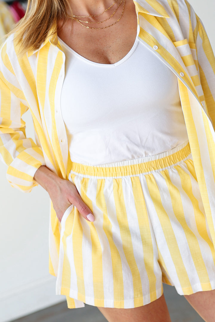 Elastic Waist Striped Shorts - Yellow