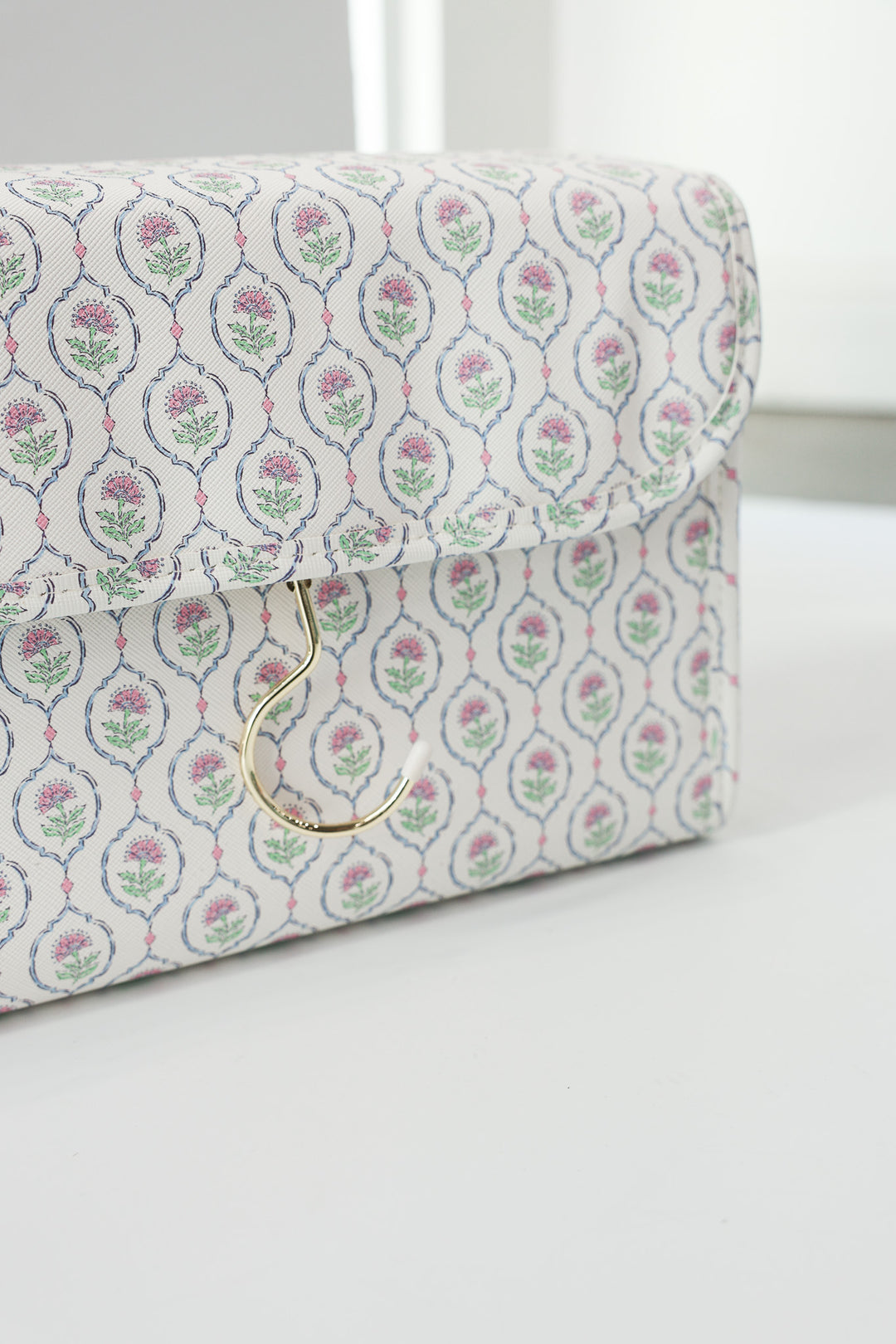 Luxe Hanging Toiletry Bag - Antibes