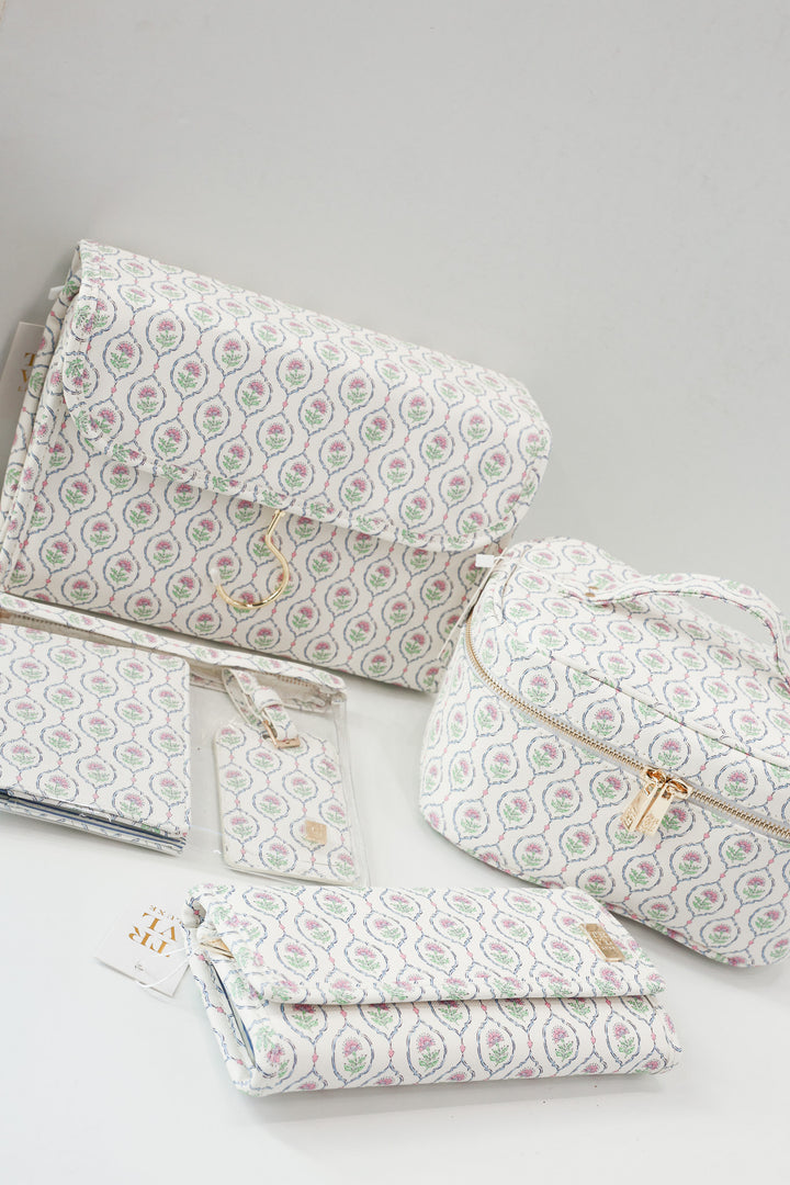 Luxe Hanging Toiletry Bag - Antibes