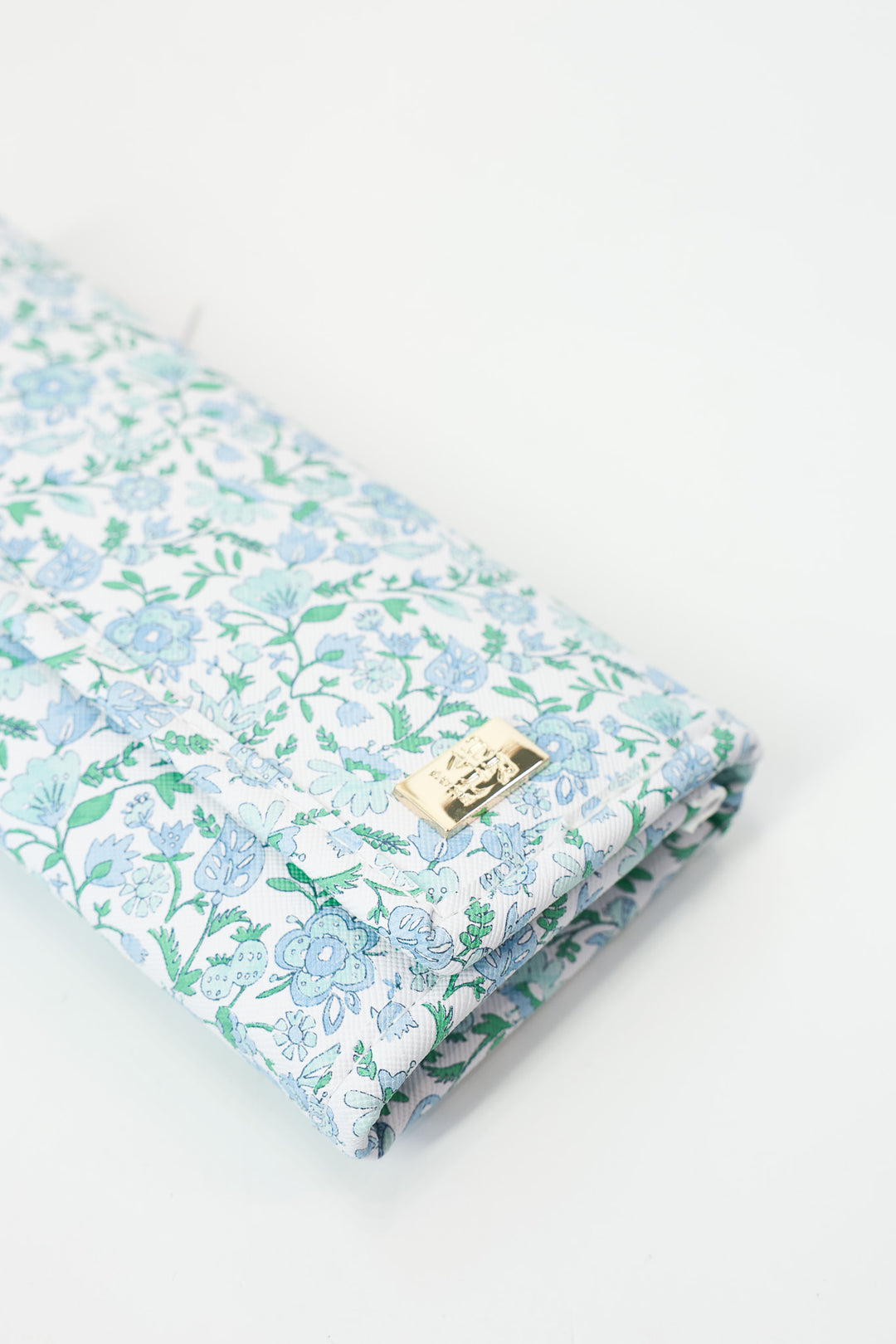 Luxe Jewelry Wallet - Hamptons