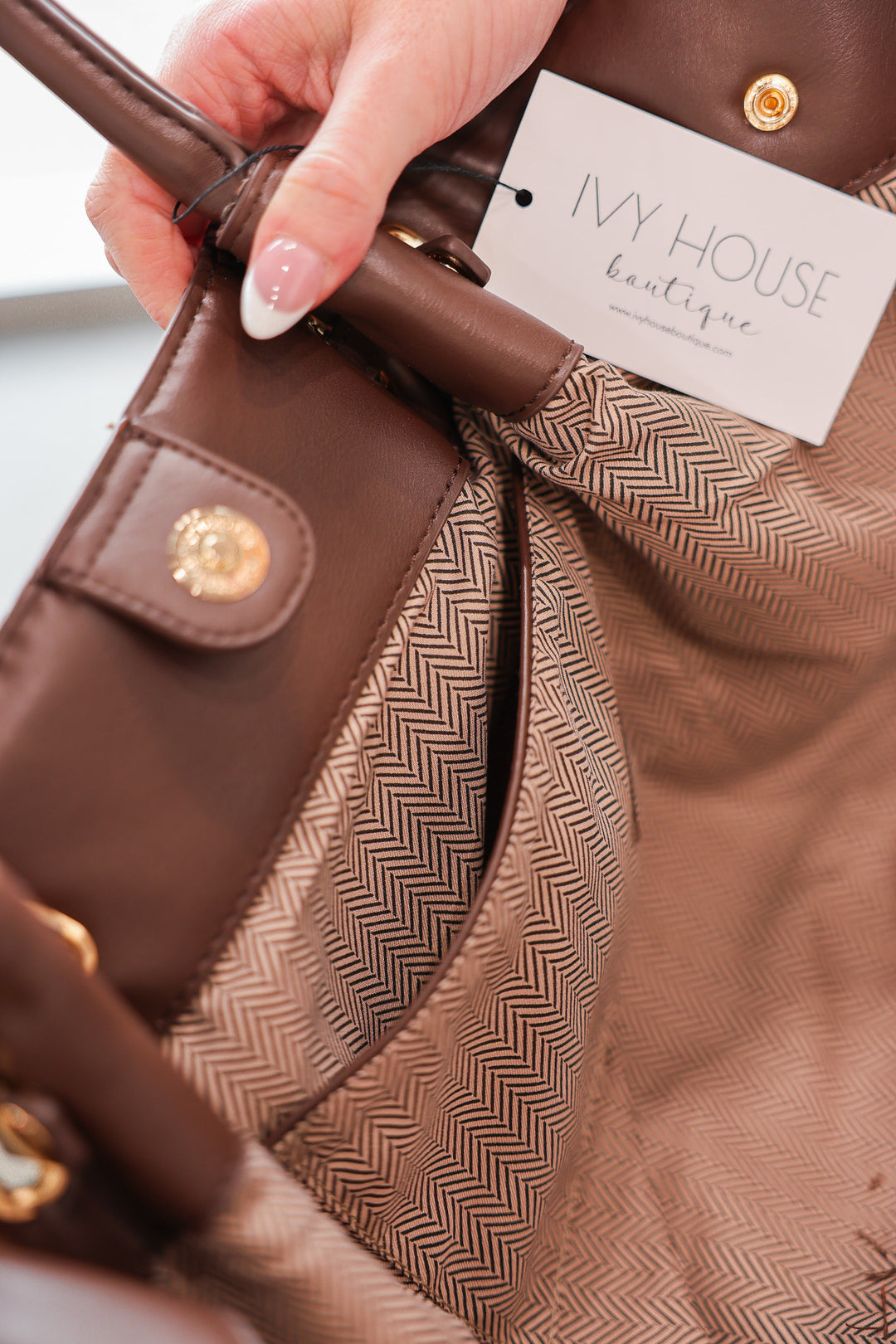 Straw Tote Bag - Chocolate