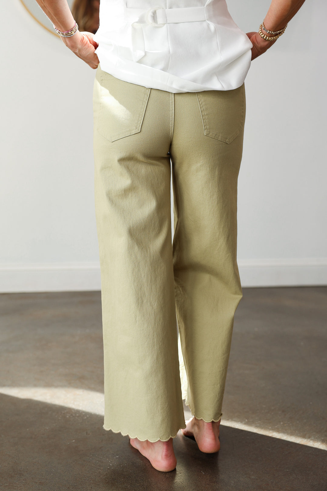 Eyelet Hem Jeans - Matcha