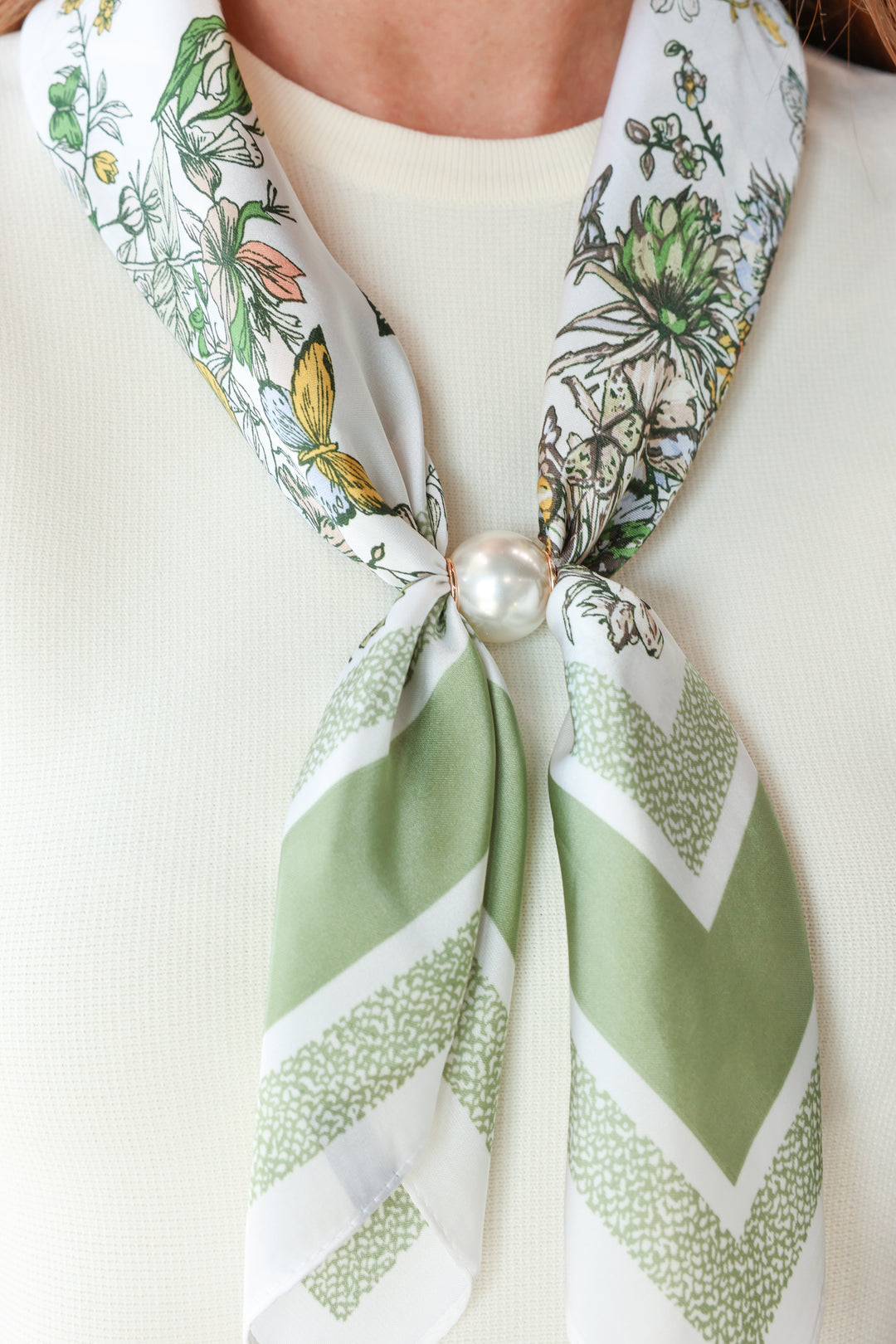 Pearl Magnetic Scarf - Sage