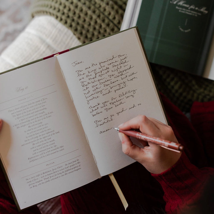 God with Us: A Daily Advent Prayer Journal (2025)