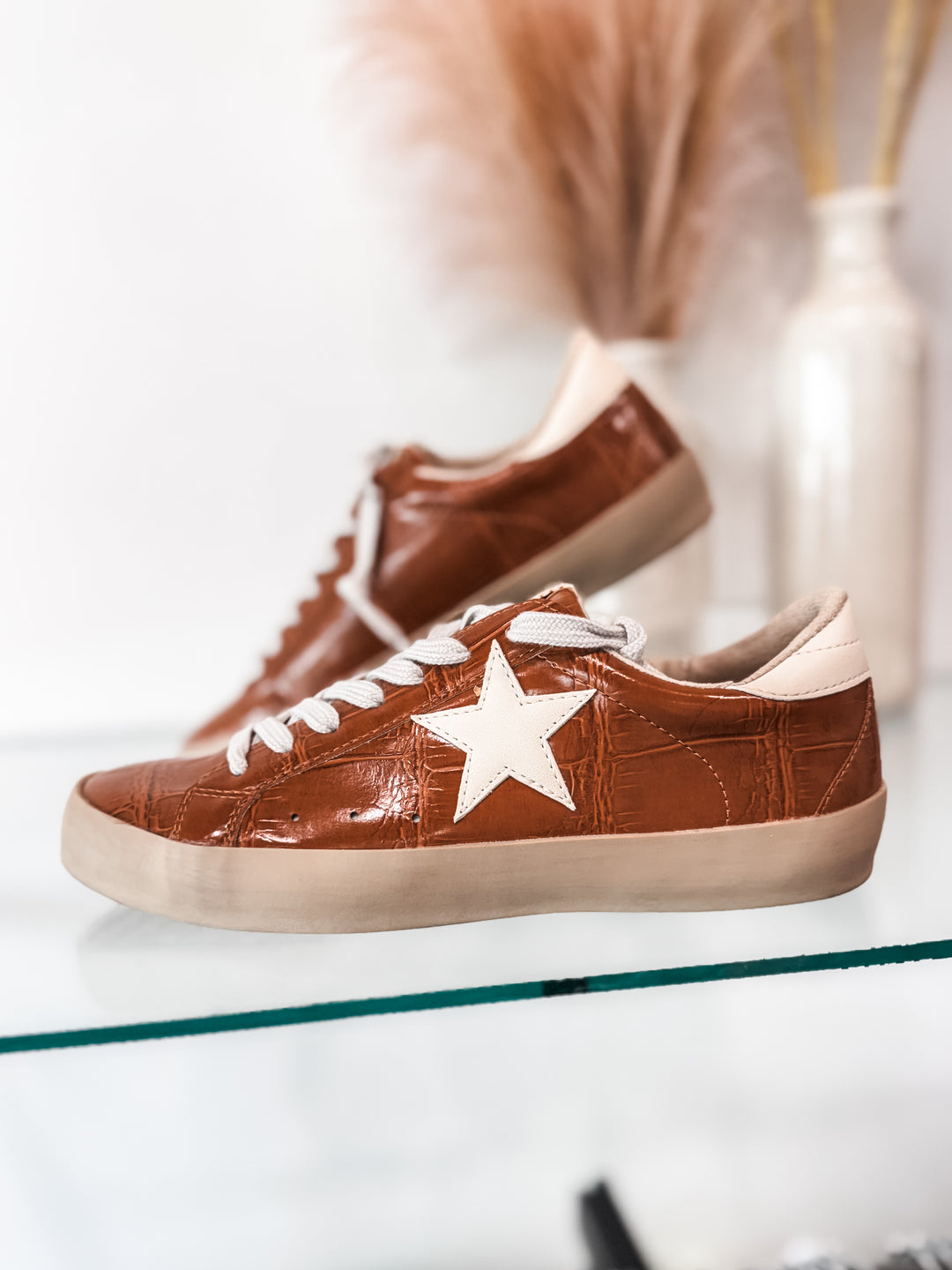 Shu Shop Paula Sneaker - Camel