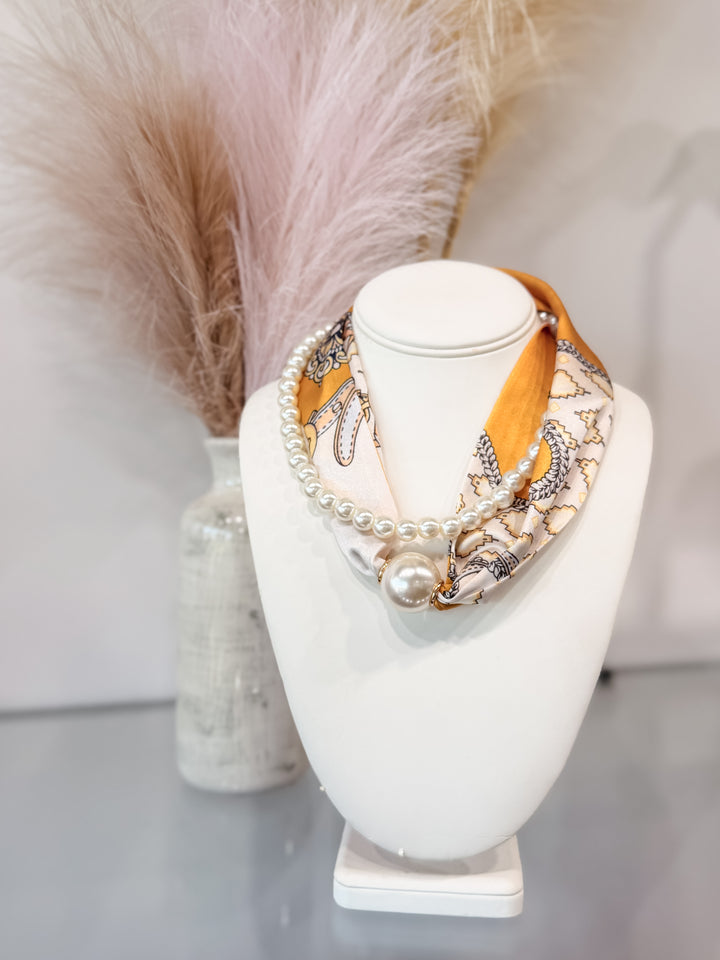 Luxe Pearl Scarf Necklace - Golden