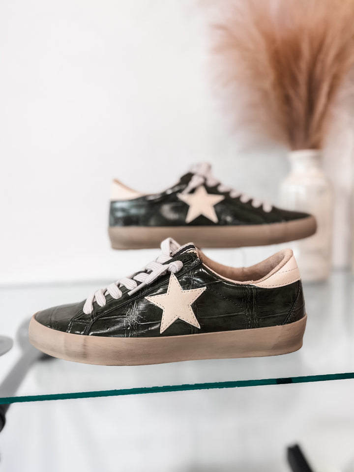 Shu Shop Paula Sneaker - Olive