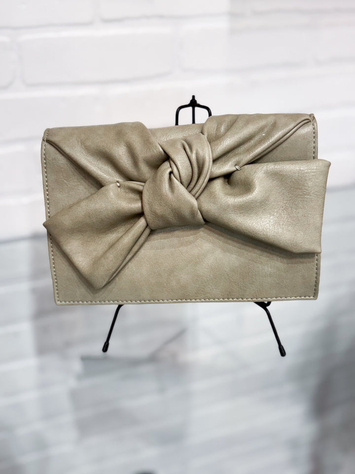 Bow Front Bag - Sage