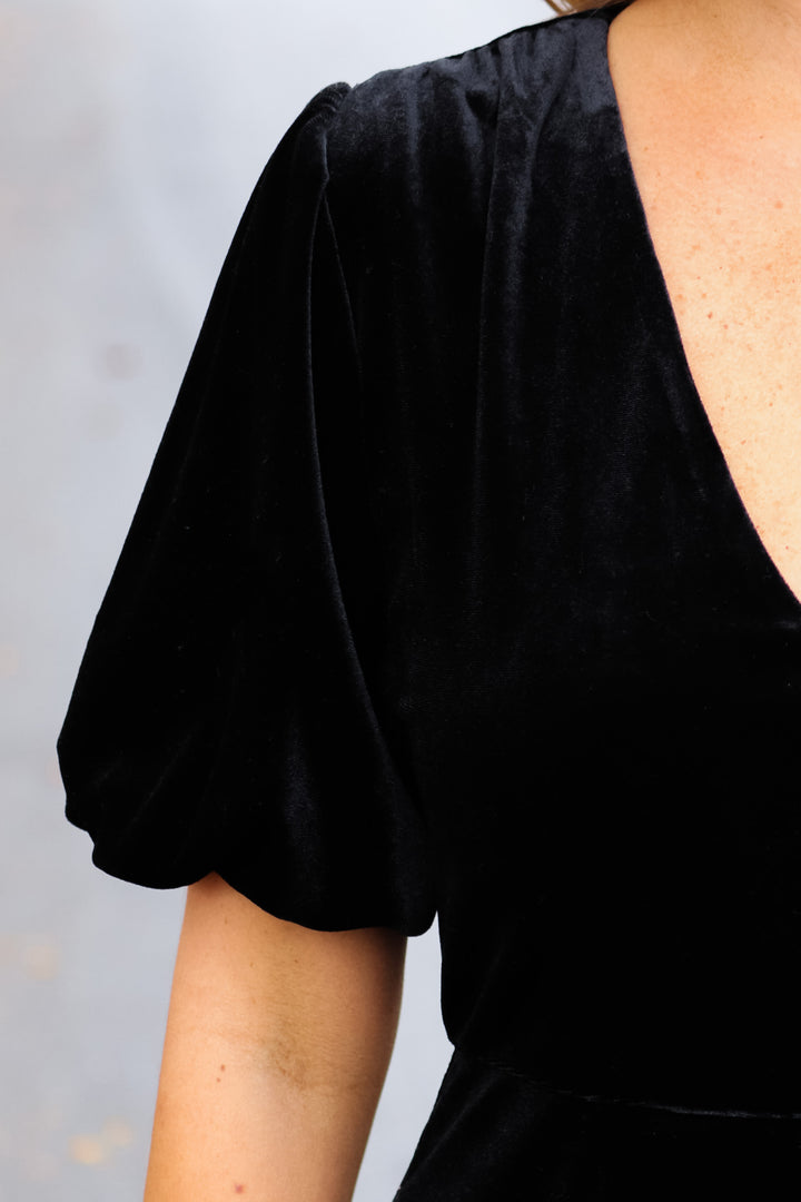 Bubble Hem Velvet Dress - Black