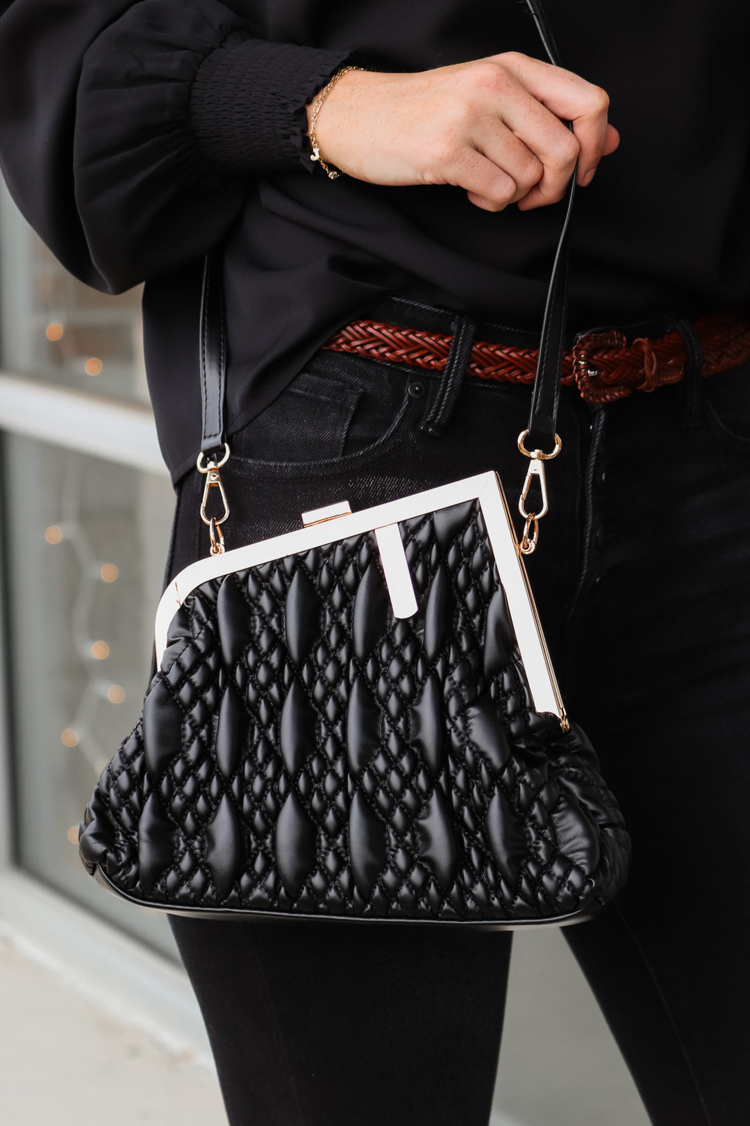 Chic Quilted Crossbody - Black