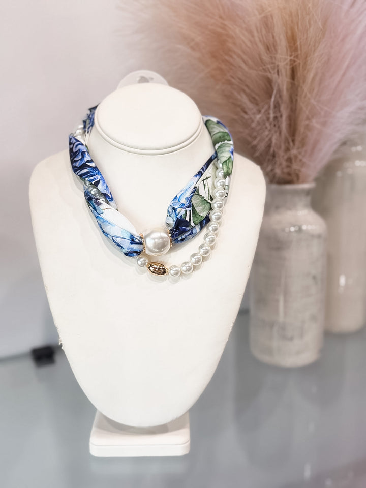 Luxe Pearl Scarf Necklace - Blue/Green