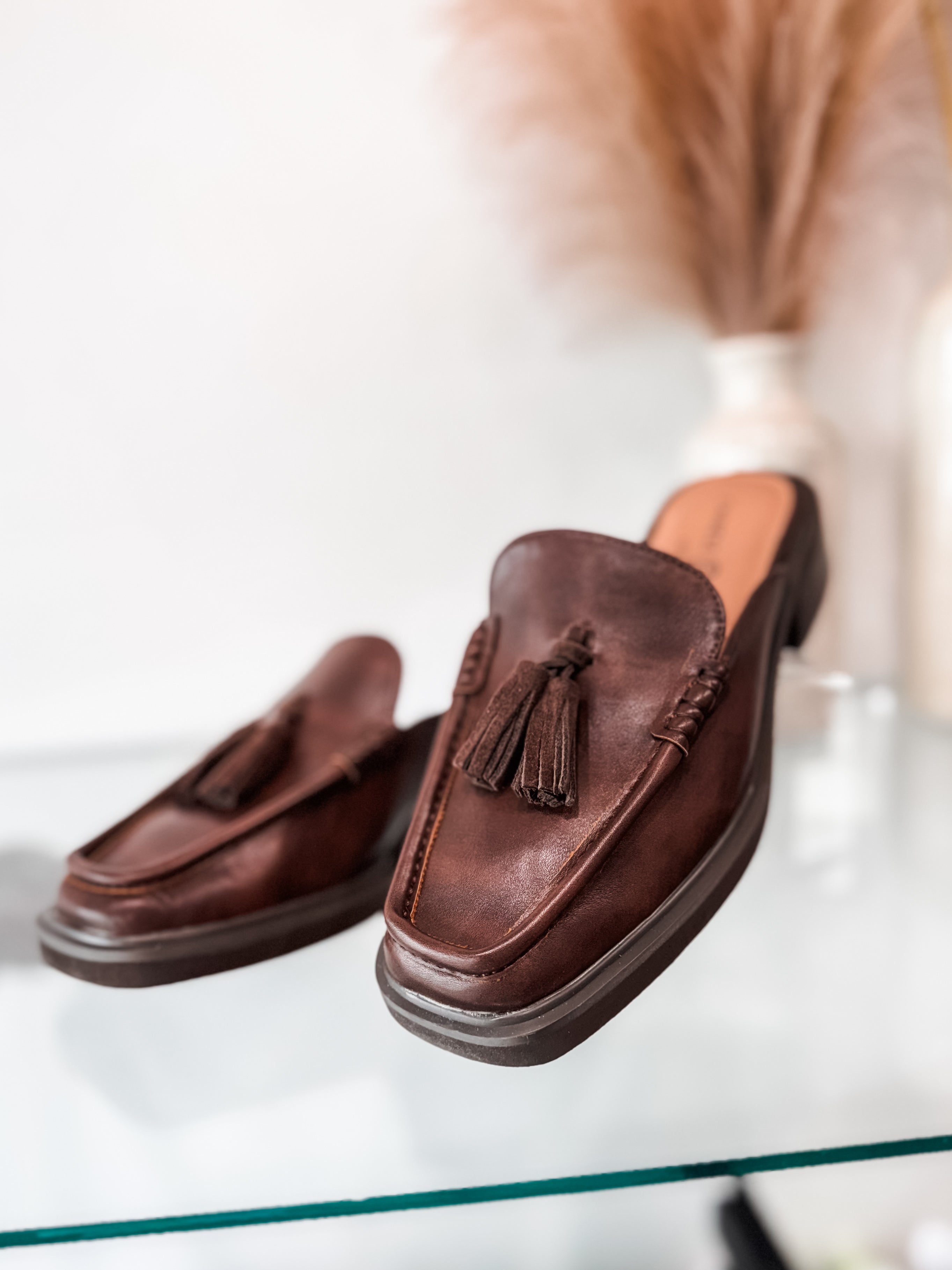 Chinese Laundry Samra - Chocolate – Ivy House Boutique