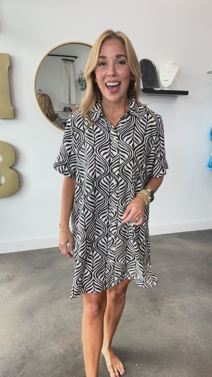 Button Down Printed Dress - Black/White