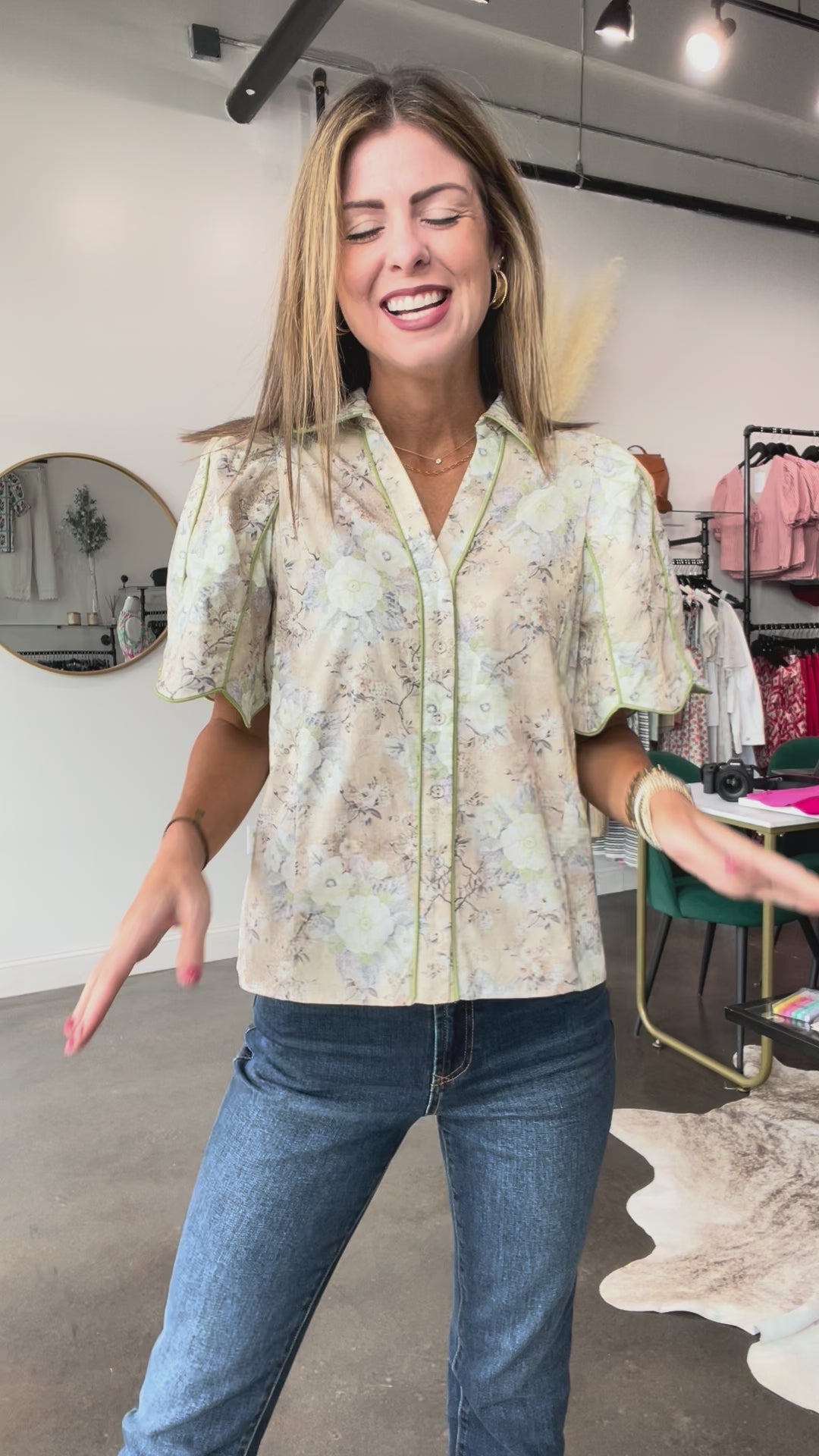 Green Piping Floral Top - Ecru
