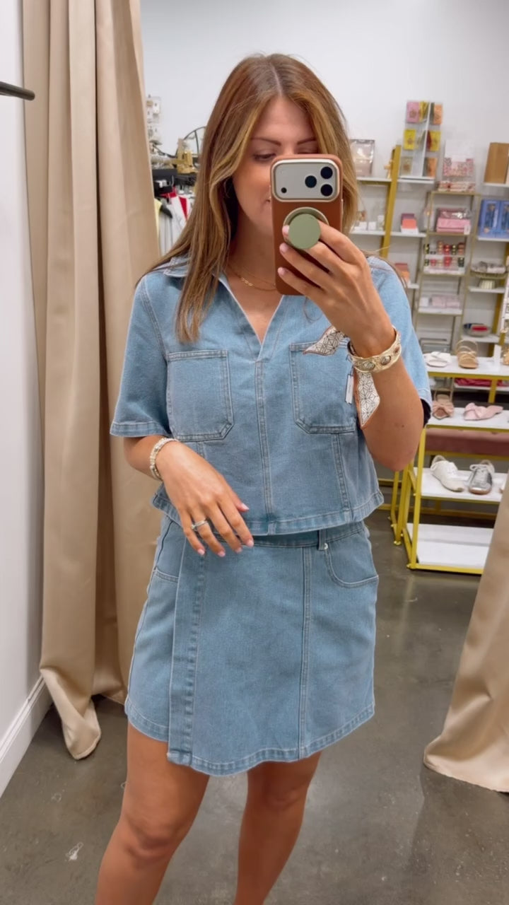 Collared Denim Top - Light Wash
