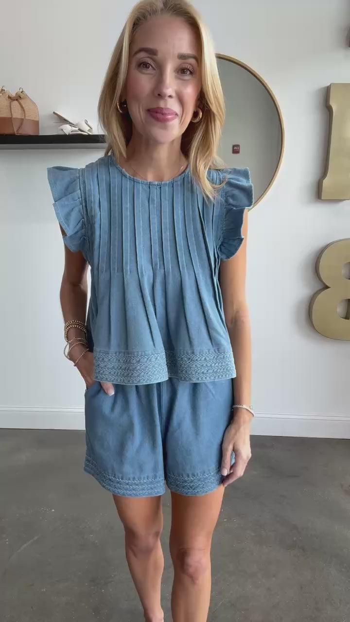 Elastic Waist Denim Shorts