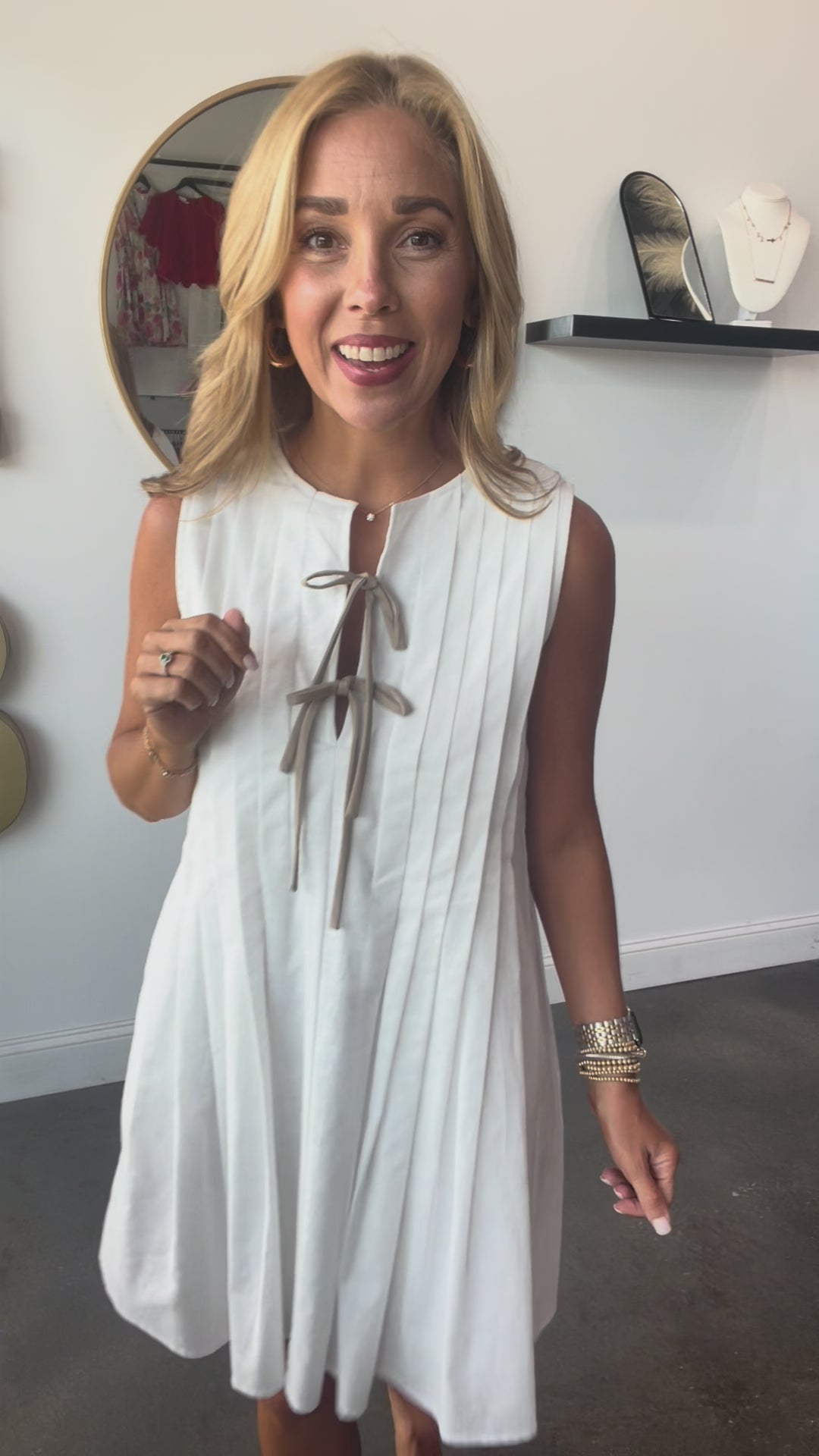 Bow Detail Pleated Dress - White/Mocha