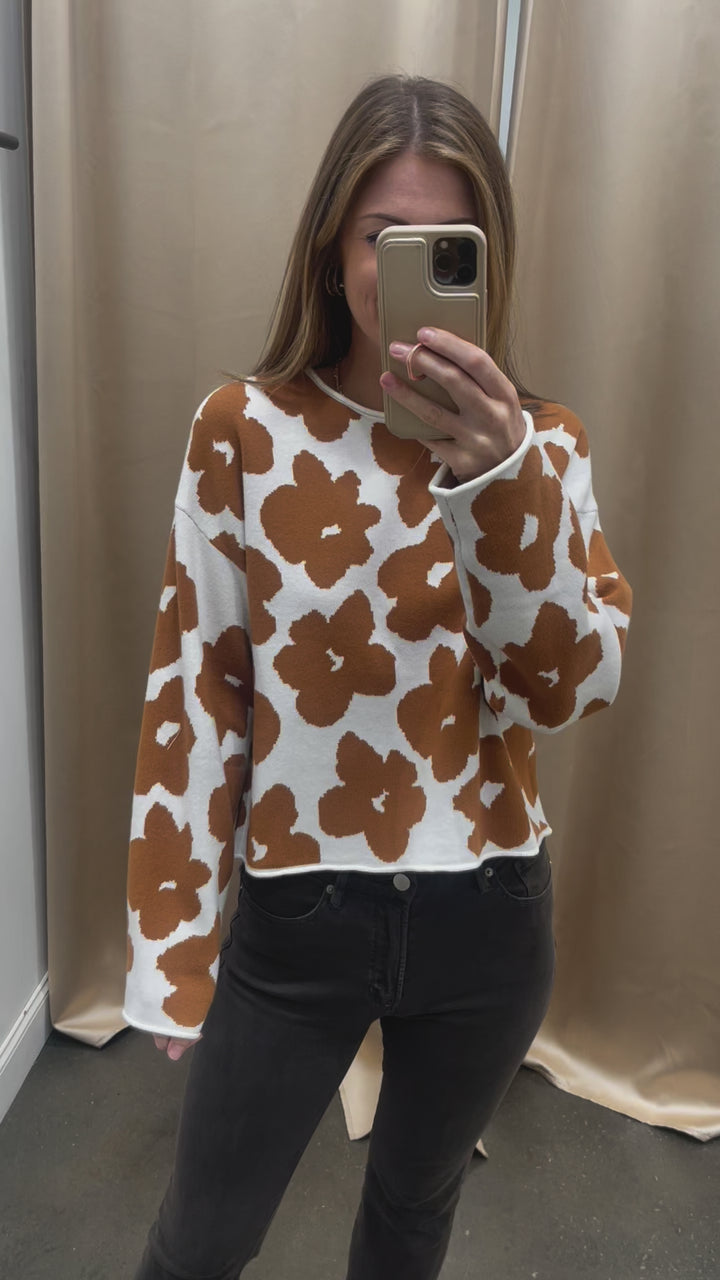 Floral Sweater - Off White/Camel